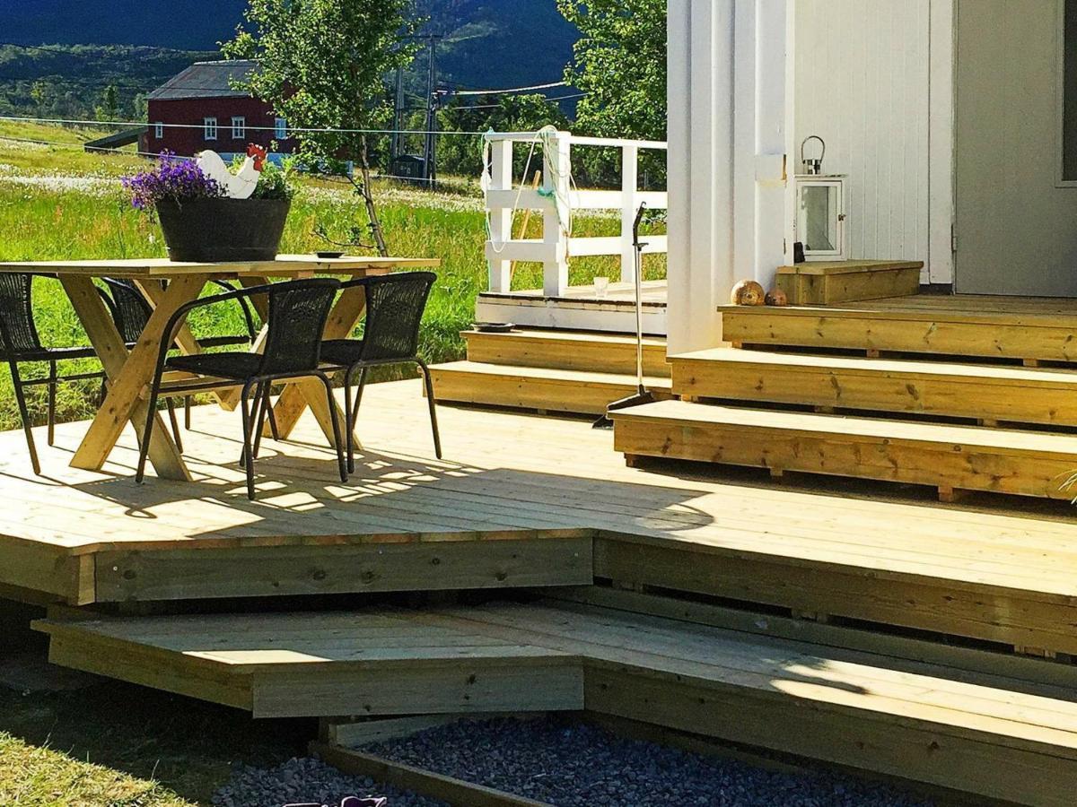 6 Person Holiday Home In Senjahopen Mefjordvær Habitación foto